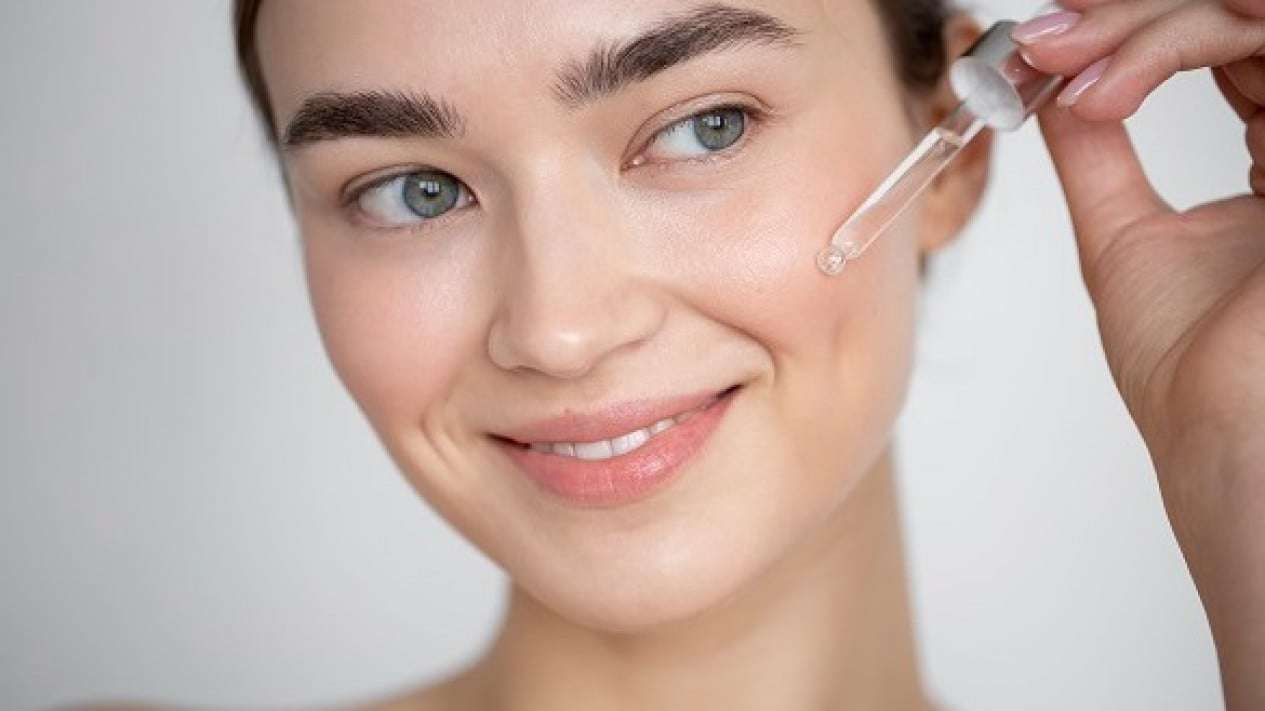 Best Serum for Glowing Skin in Pakistan: 2025 Picks