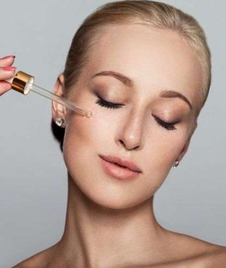 Vitamin C Serum for Oily Skin: Glow Without the Grease